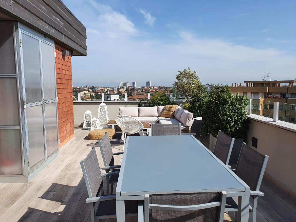 Ferienwohnung Penthouse F8 - Panoramic Terrace, View Two Towers Bologna Exterior foto