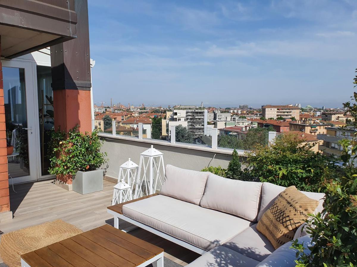 Ferienwohnung Penthouse F8 - Panoramic Terrace, View Two Towers Bologna Exterior foto